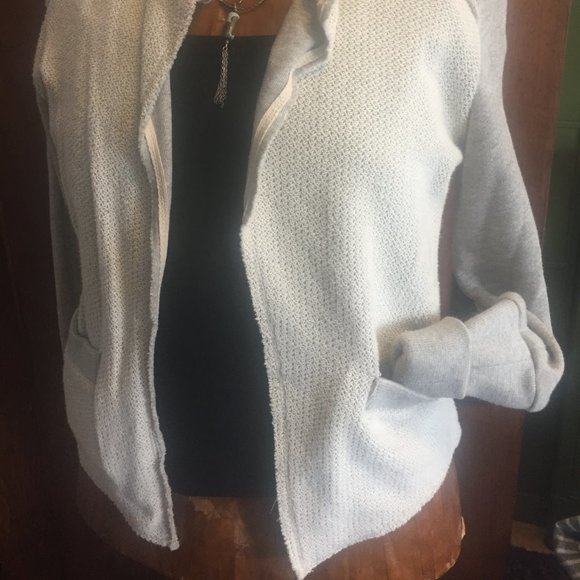 Two-tone Gray and Cream Lightweight Sweater - Picture 2 of 2